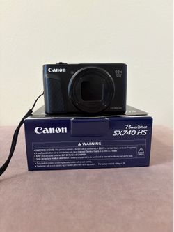 Canon SX740 HS