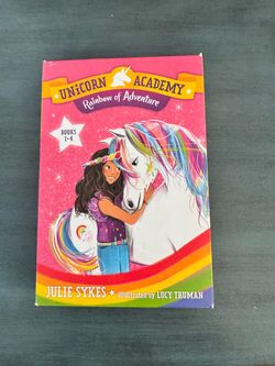 Unicorn Academy Rainbow of Adventure Boxed Set- in EUC!