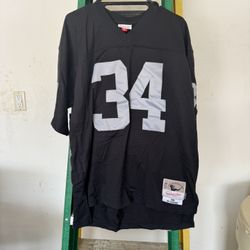 Mitchell & Ness throwback representing Bo Jackson of the Los Angeles Raiders Size 44L