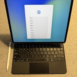 iPad Air M2 (2024) 13” 128gb Space Gray Bundle