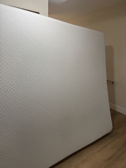 King Mattress - ZINUS 10 Inch Ultra Cooling Gel Memory Foam Mattress