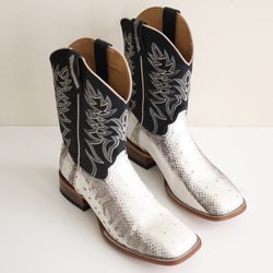 Cody James snake skin leather boots