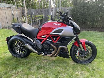 2012 Ducati Diavel