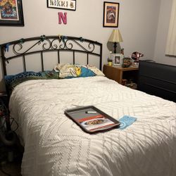 🛏️ Double (Full-Size) Bed Frame + Mattress – Good Condition!