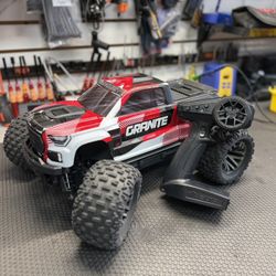 Arrma Granite 4X4 Brushless 223S R/C Truck