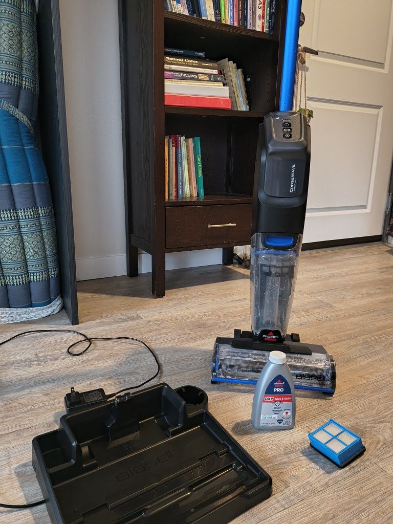 NEW Bissell Crosswave Omnifind Vacuum And Mop