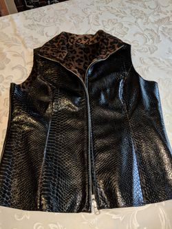 Leather like animal print vest medium