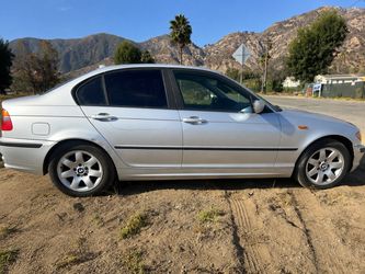 2004 BMW 325i