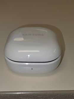 White case, black earbuds edition Samsung Galaxy FE