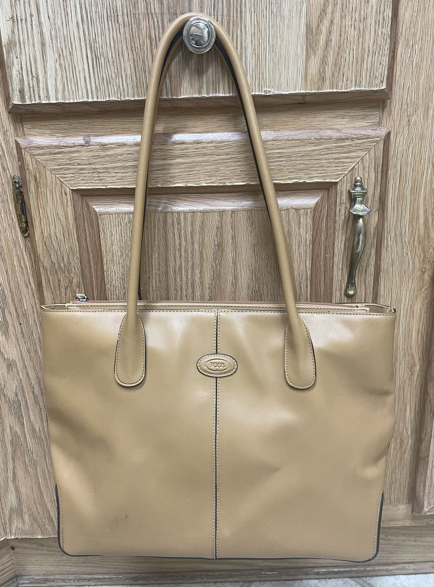Tod’s Leather Tan Structured Large Shoulder Bag