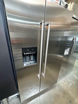 Kitchenaid 42”Stainless Steel Side-by-Side Refrigerator with Ice Maker