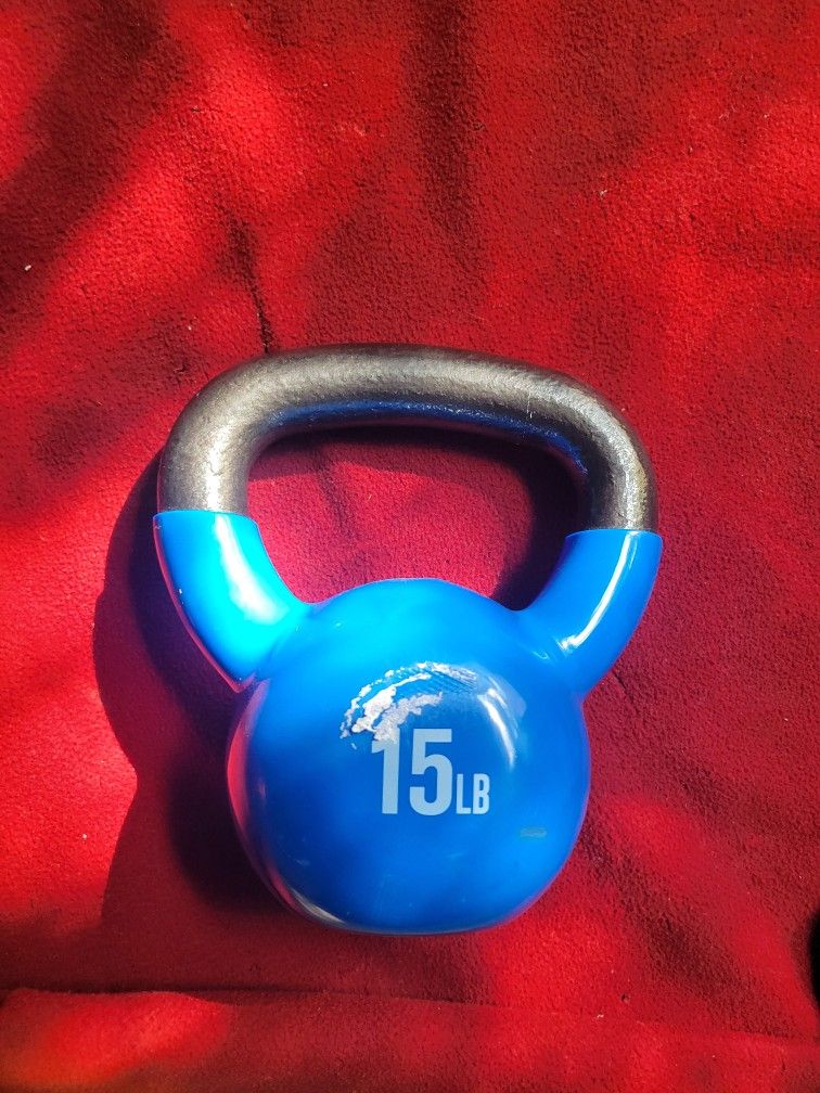 NEW 15LB KETTLEBELL RUBBER COVER STEEL HANDLE 
11525 S HALSTED DUNKIN DONUTS/7111.S WESTERN WALGREENS 
20$  CASH ONLY 