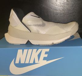 Nike Go FLyease Shoes Size 8 Women’s/ Size 6.5 Men’s