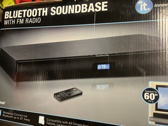 Bluetooth sound base with FM radio