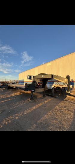 2001 44’ Long Flat Bed Goose Neck Trailer