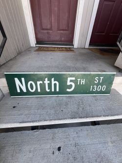 AUTHENTIC DOWNTOWN SACRAMENTO SIGN