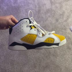 Size 2y Jordan Retro 6