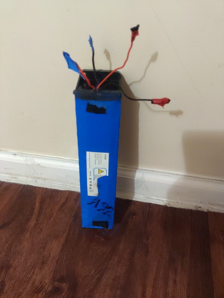 Used 36V Lutium Ion Battery