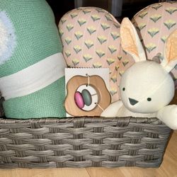 GIFT BASKET