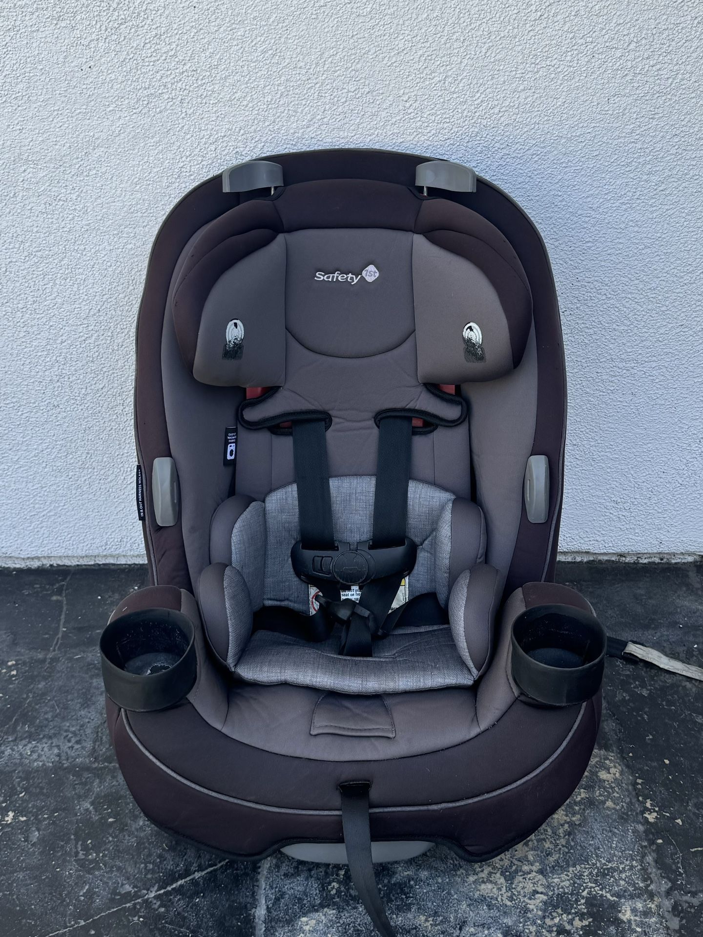 Safety First Grow And Go Convertible Car Seat 