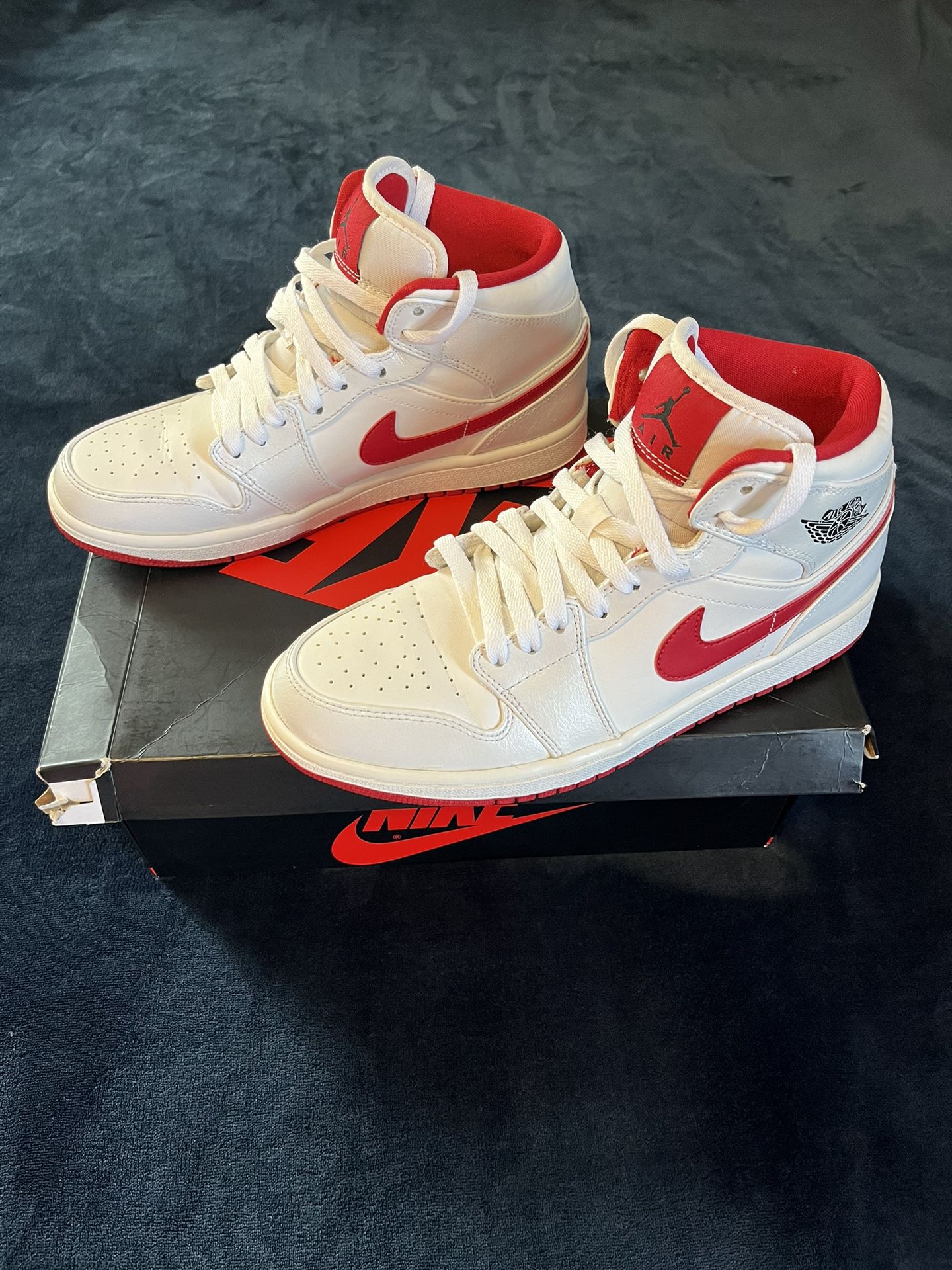 Nike Air Jordan 1 Retro Mid Red White 2017 554724-101 Basketball Shoe 8