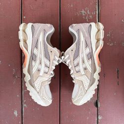 ASICS Gel Kayano 14
