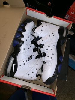 Nike’s sz 10