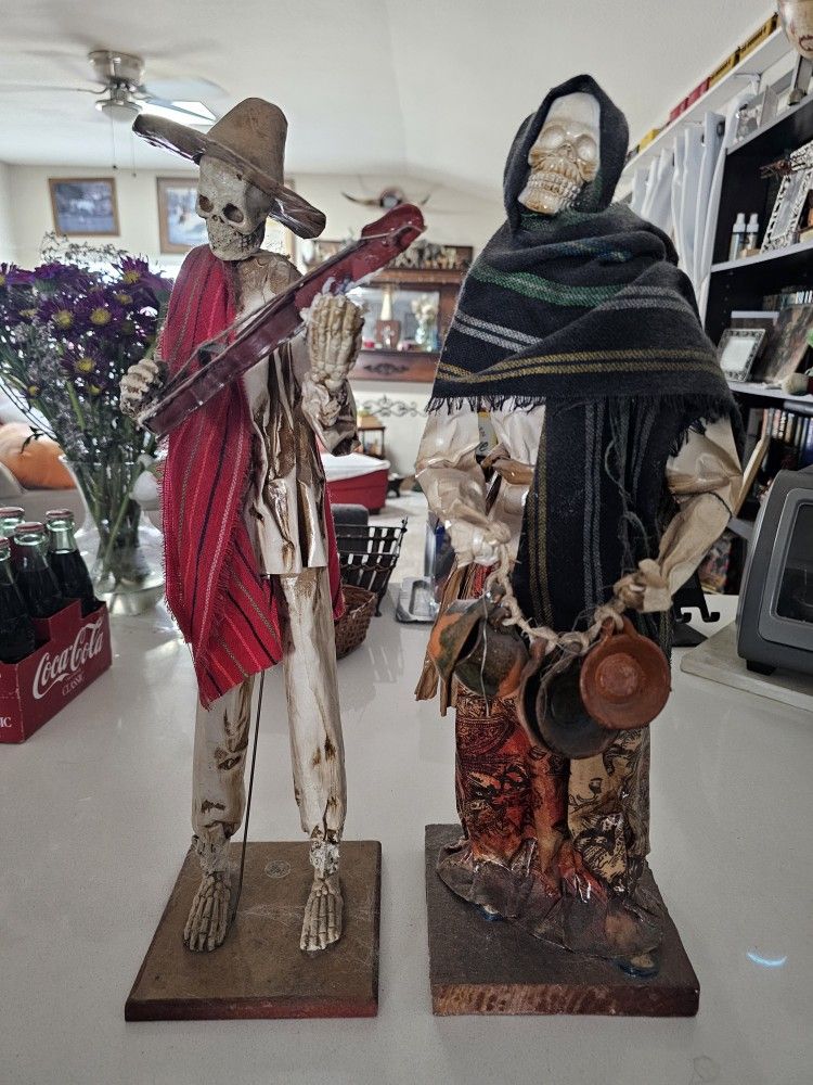 Mexican Fold Art Paper Mache Figurines