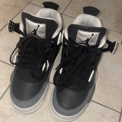 Jordan 4 Retro Fear