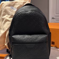 Louis Vuitton Trainer Sneaker