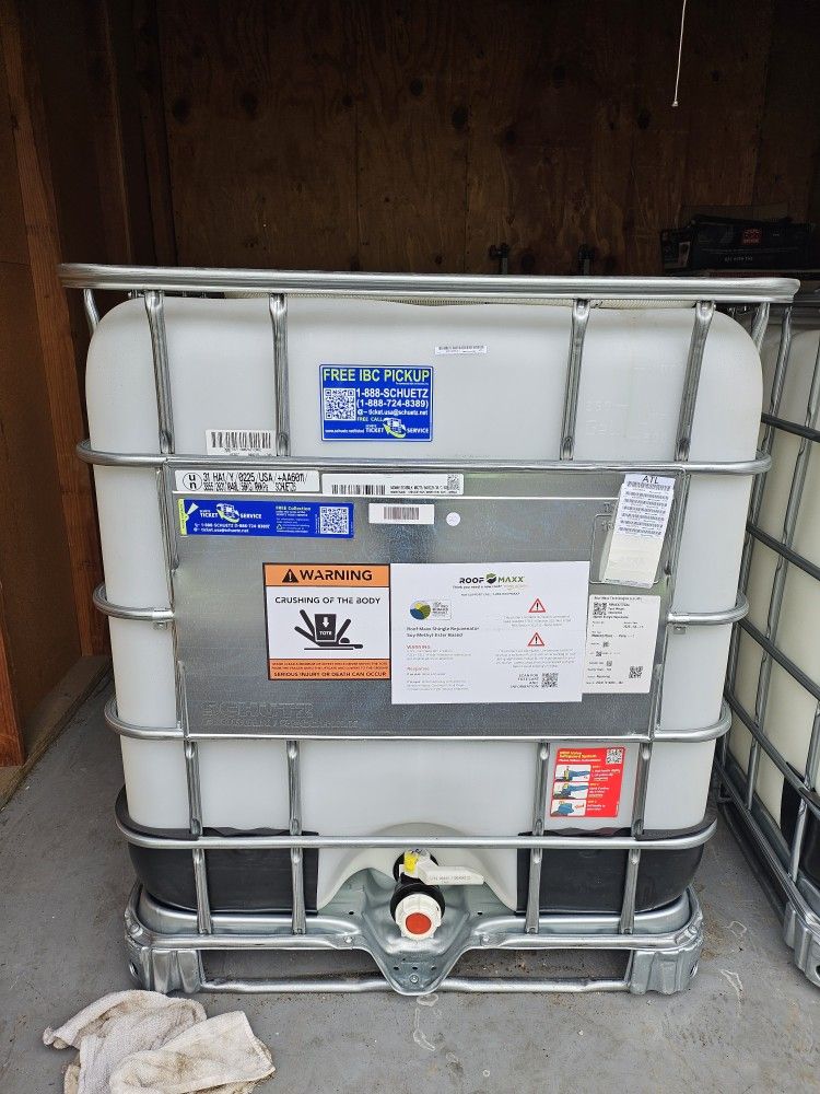 Two 270 Gallon Tote Tank