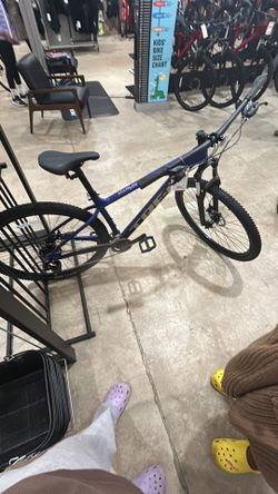 Selling trek marlin 4 bike