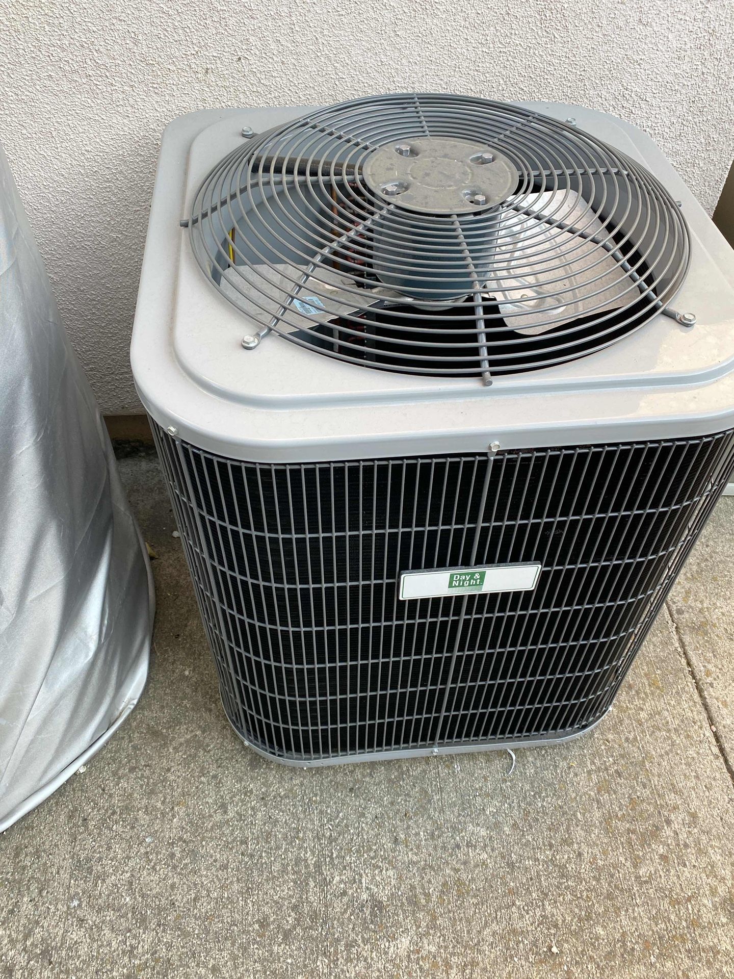 Outdoor AC condenser unit 2.5TON
