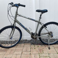 TREK CUSTOM MOUNTAIN BIKE NEEDS LOVE MAKE OFFER MEED TO SELL