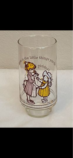 Holly Hobbie Vintage Glass - Love Is The Little Things You Do