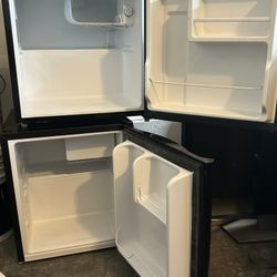 Mini Fridges 