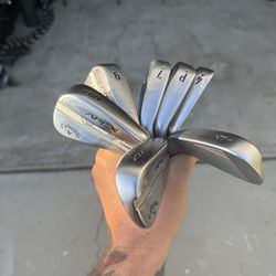 Callaway Apex Pro Irons 4-PW
