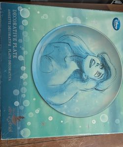 Disney Store The Little Mermaid The Art of Ariel Collector Edition Art Plate