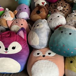 NEW and USED SQUISHMALLOWS 