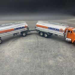 1995 Unocal 76 Super Tanker Peterbilt Collectors Truck Limited