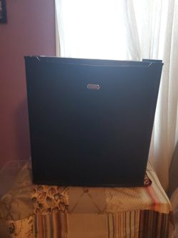 Sunbeam Small Refrigerator