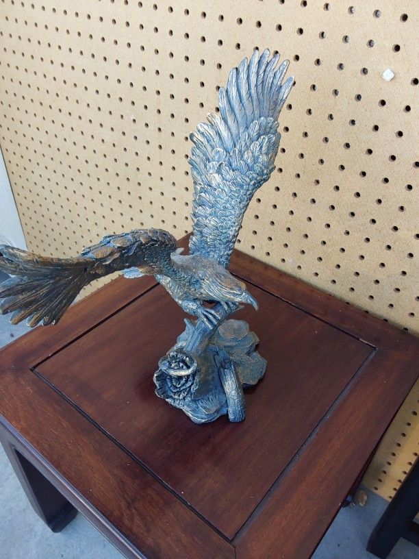 Eagle Statue