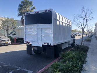Dump bed chipper