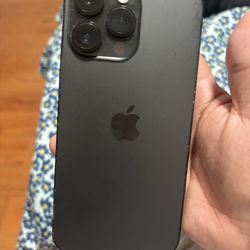 iPhone 14 Pro Max black