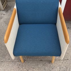 Retro style chairs (2)