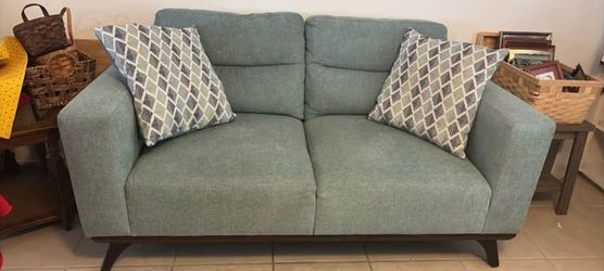 Like New Mid Century Modern Sofa