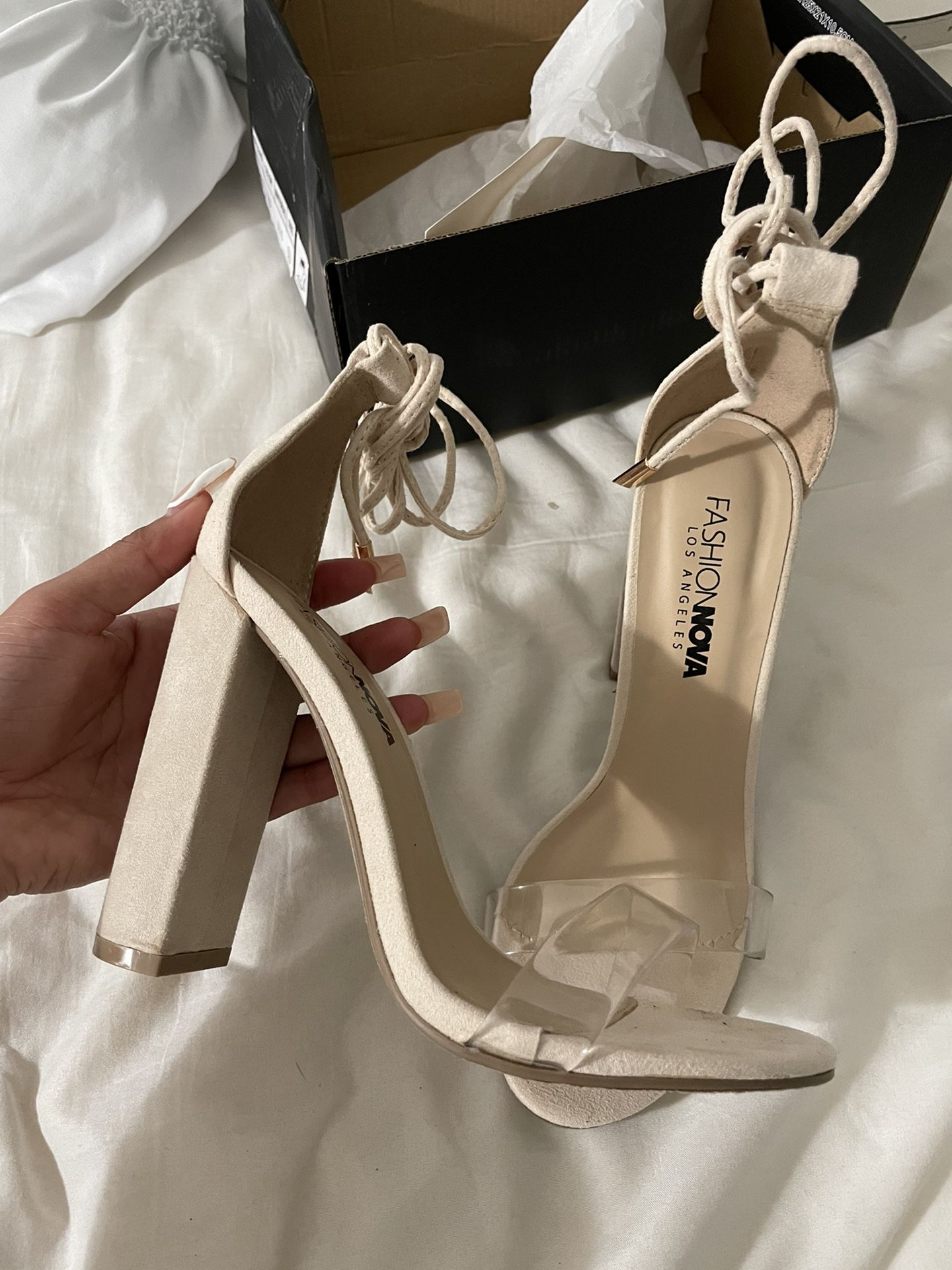 Fashion Nova Heels 5.5