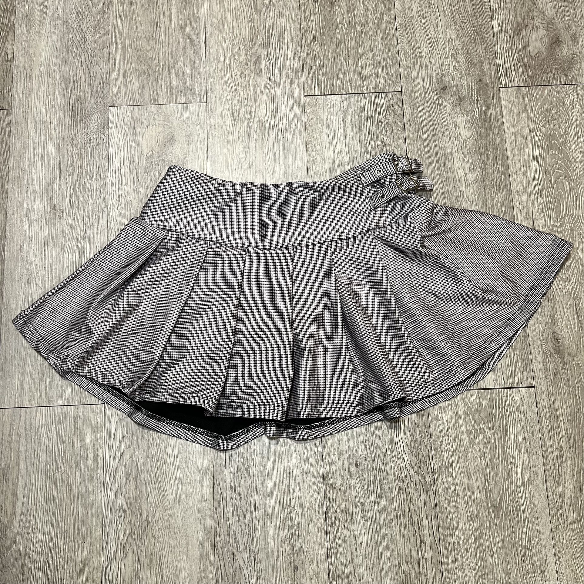 Women’s brown/black Houndstooth Pleated Mini Skirt size Large