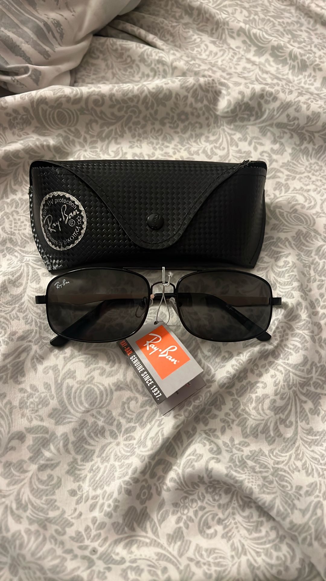 NEW Ray Bans Sunglasses PINK