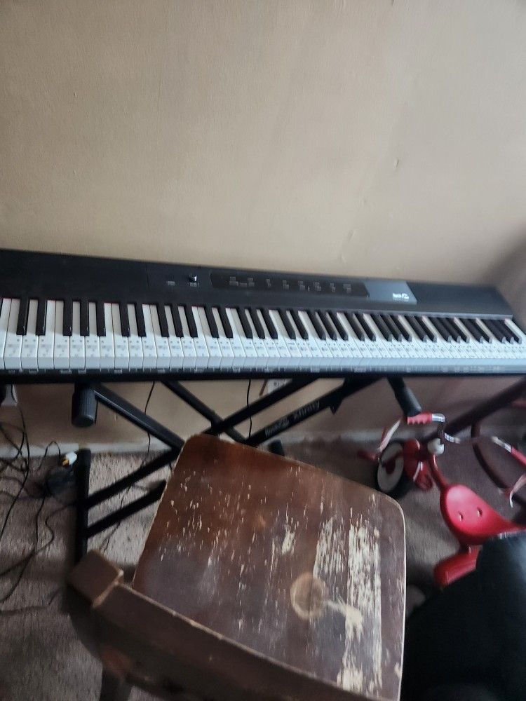 Keyboard With Stand